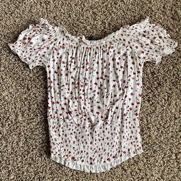 Floral Print crop top - Picture 2 of 3